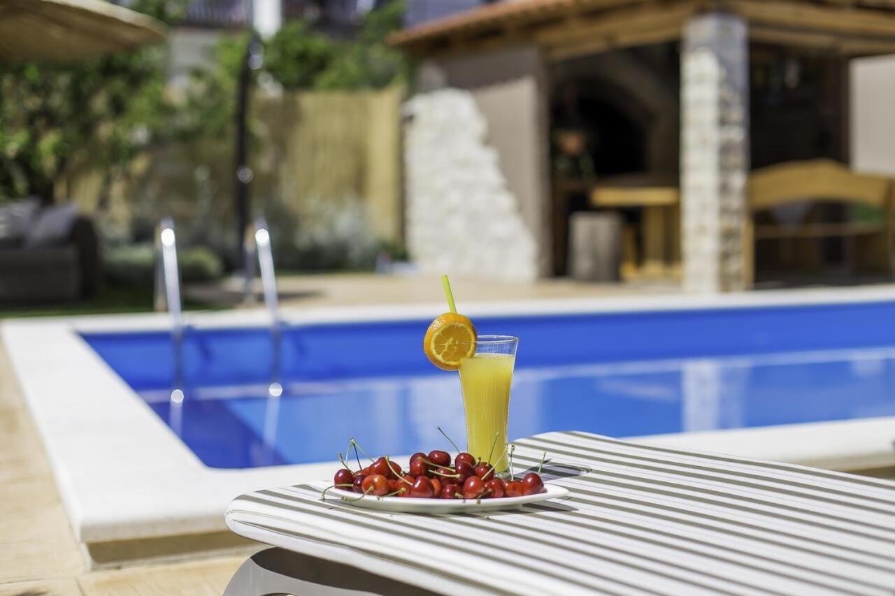 Villa Barbara Kaštela Kültér fotó