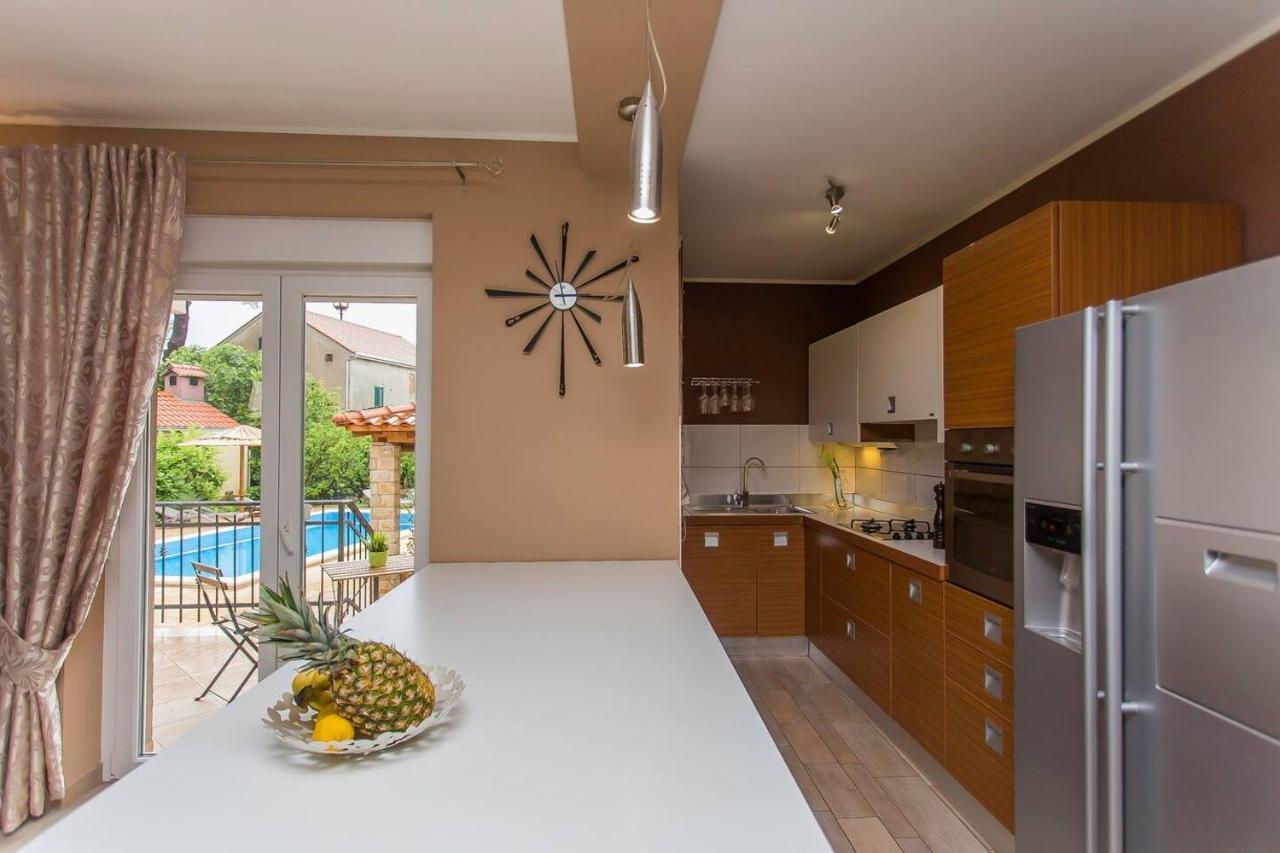 Villa Barbara Kaštela Kültér fotó